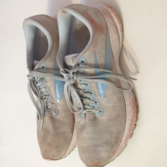 Brooks Launch 7 - Picture 2 of 3